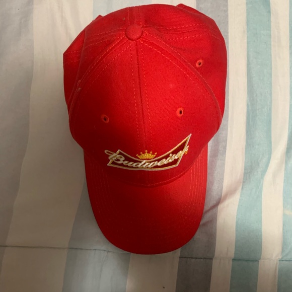 Budweiser hat - Picture 2 of 4